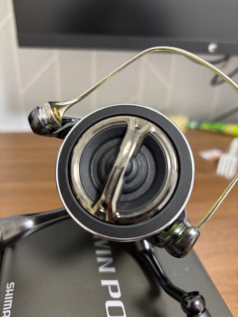 専用　SHIMANO TWIN POWER 4000MHG スピニングリール
