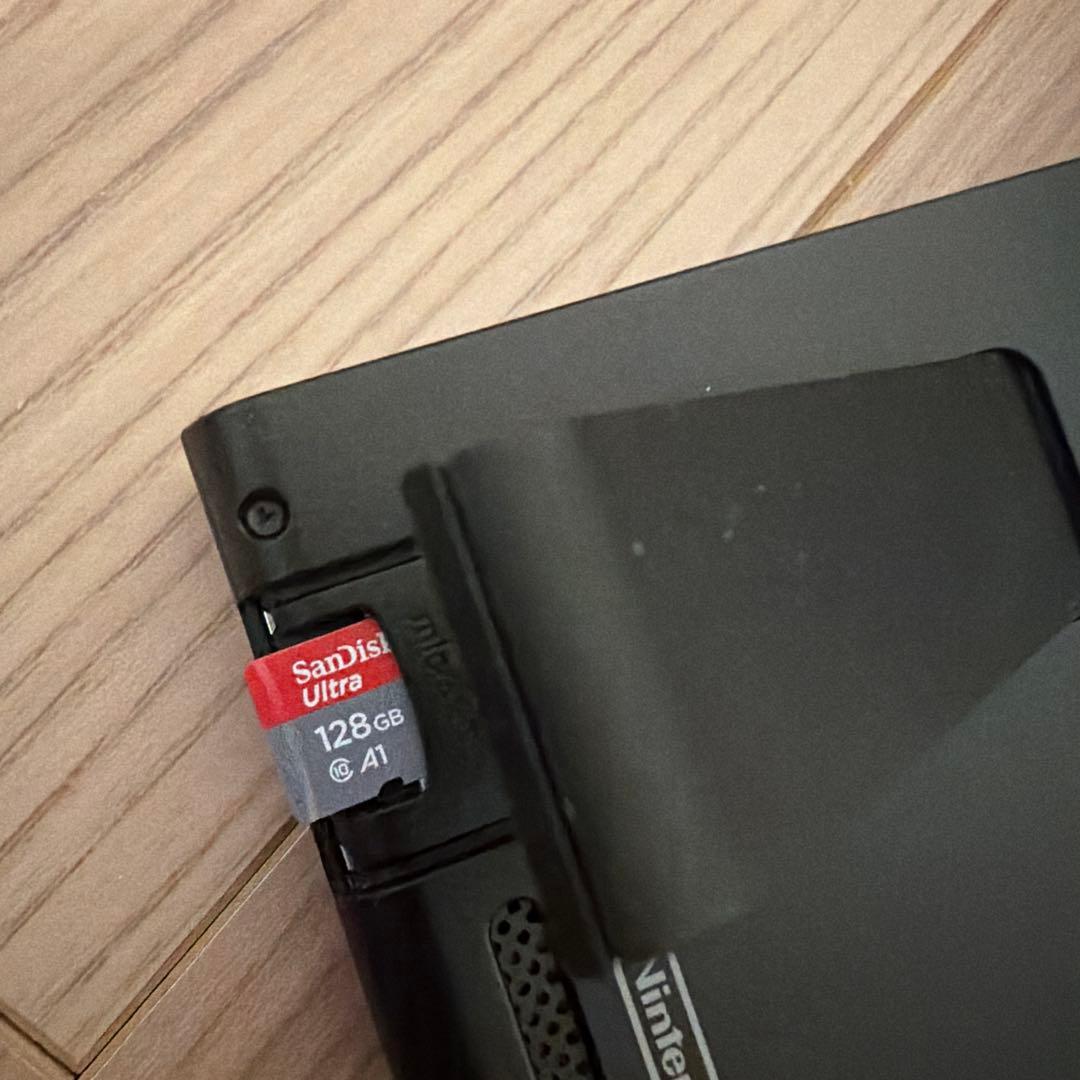 Nintendo Switch 本体 青/赤　ケーブル一式＆マイクロSDつき