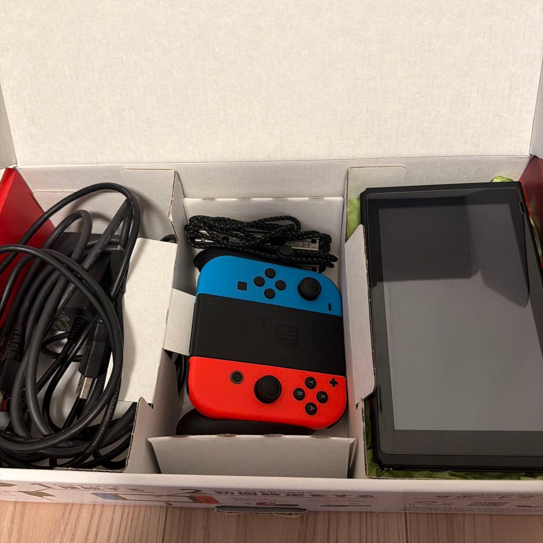 Nintendo Switch 本体 青/赤　ケーブル一式＆マイクロSDつき