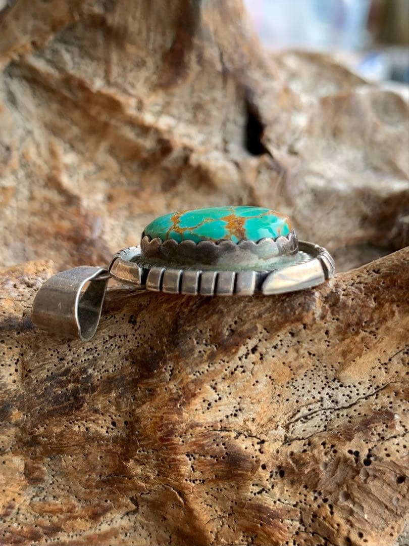 NAVAJO ナバホ族 Jon McCray ロイストンターコイズ ペンダント