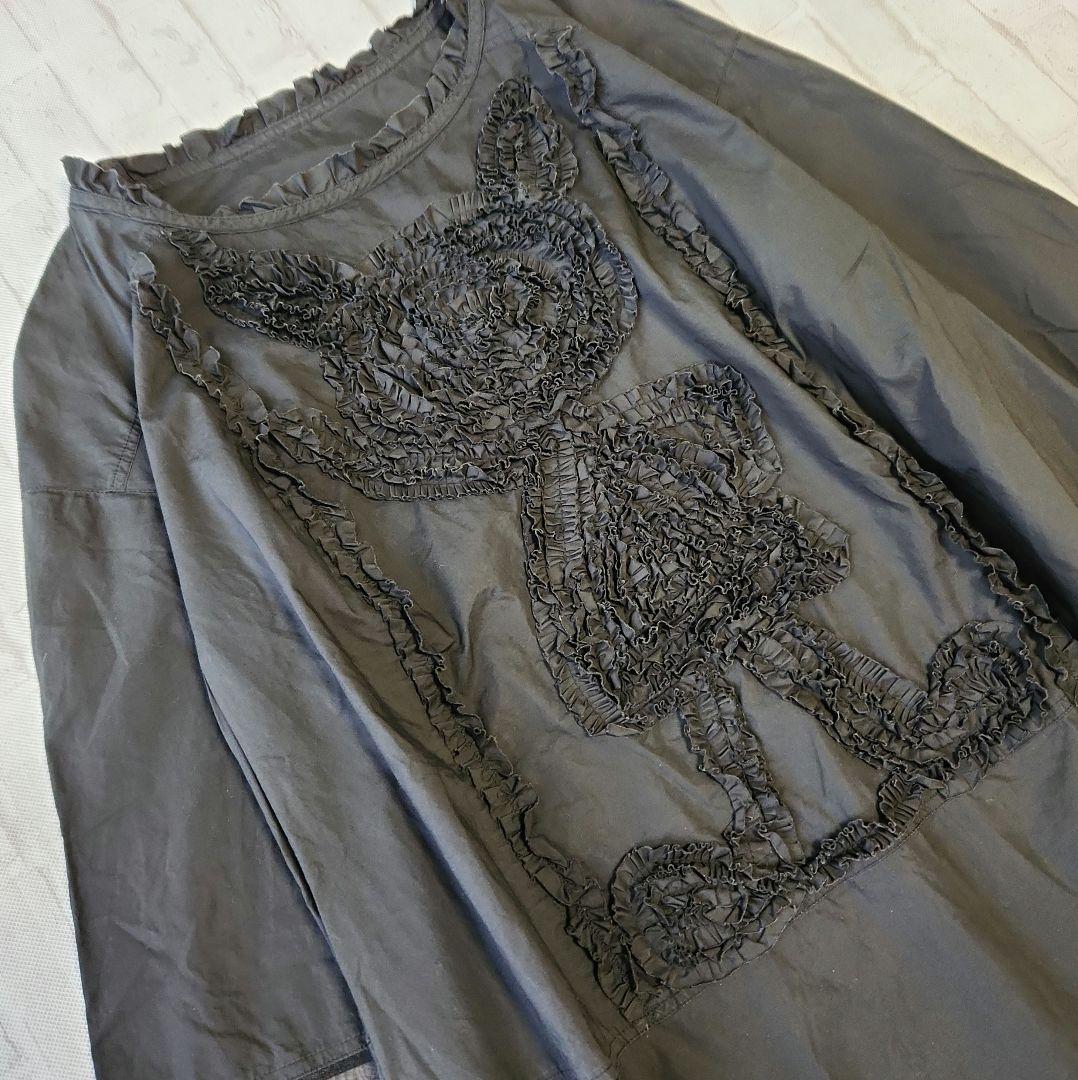 アルベロベロ　ぶたさん立体フリル刺繍ワンピース　ブラック　黒