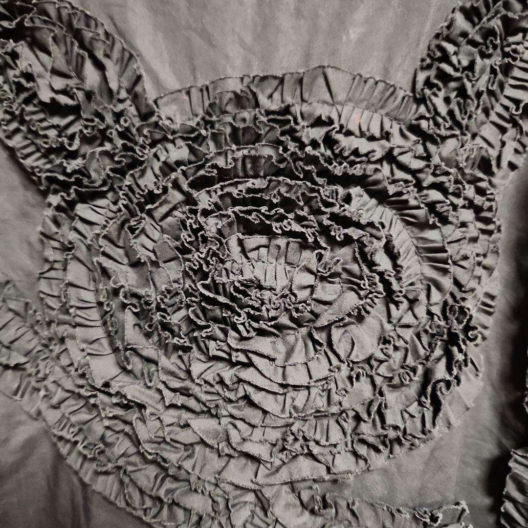 アルベロベロ　ぶたさん立体フリル刺繍ワンピース　ブラック　黒