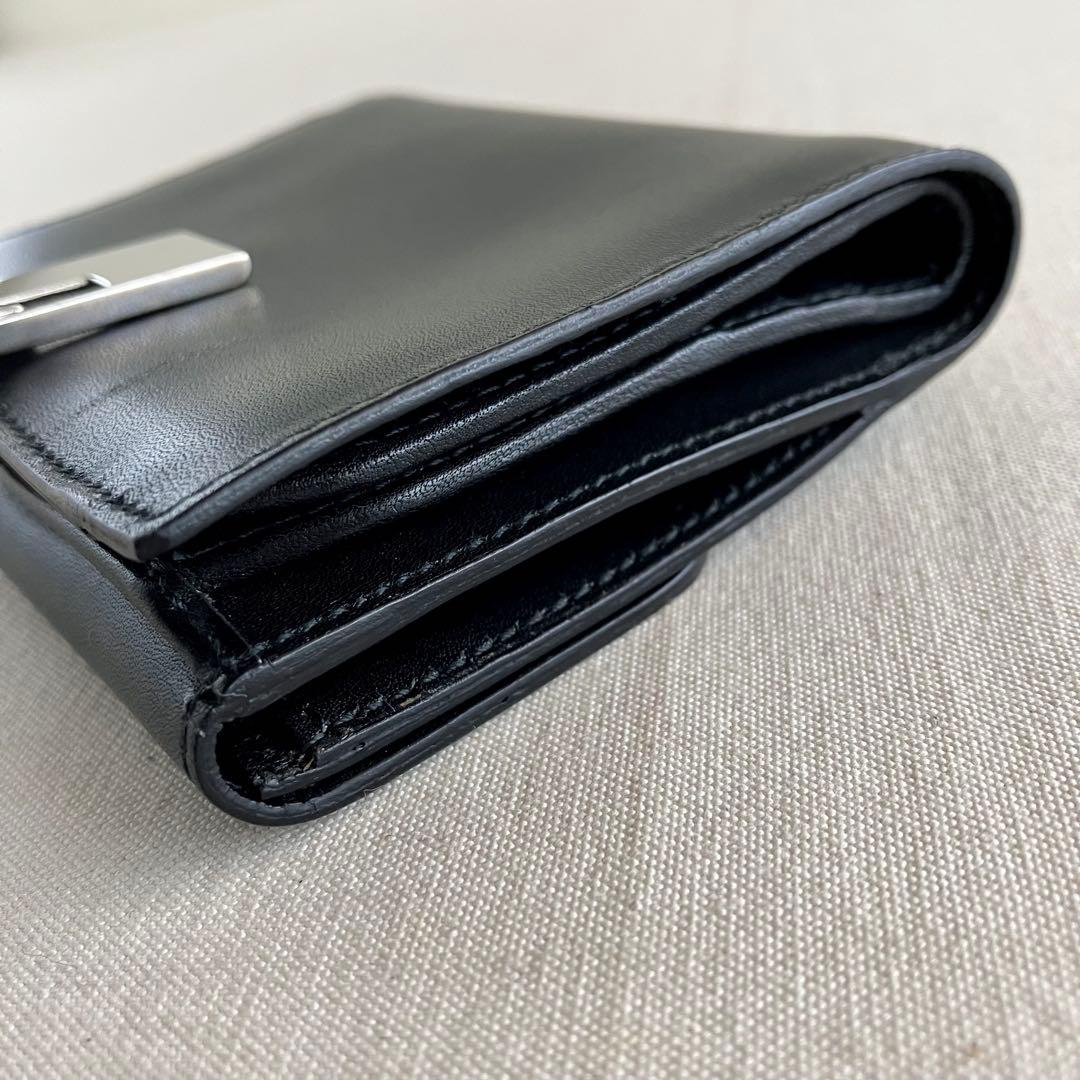 GUCCI Compact Wallet Black Leather 財布 黒