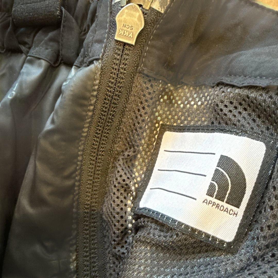 THE NORTH FACE スノーパンツ 140
