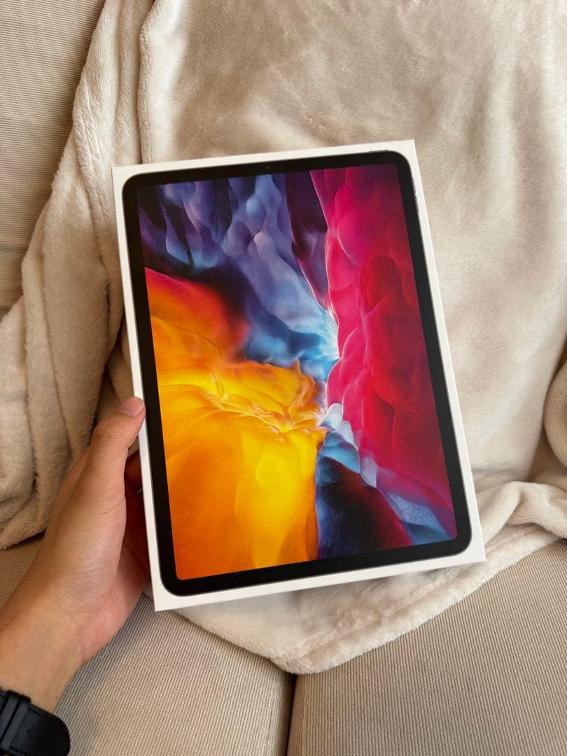 11インチiPad Pro第2世代Wi-Fiモデル Pencil付き ※画面割れ