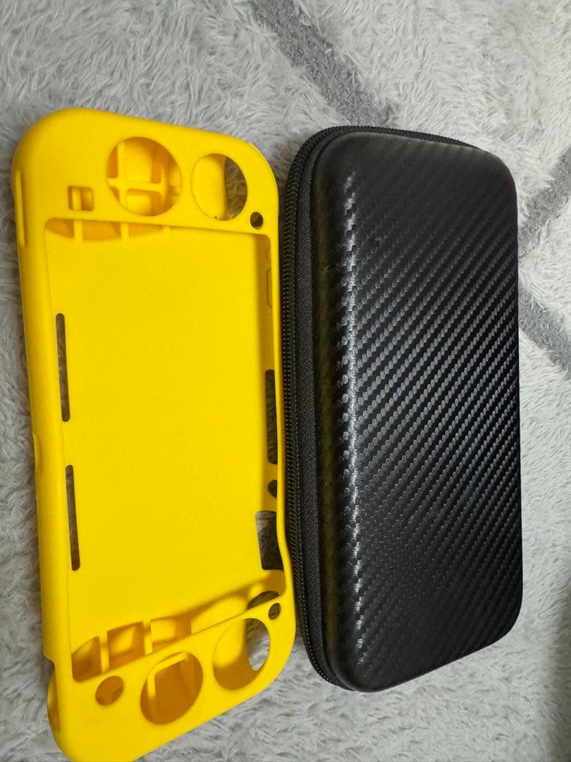 Nintendo Switch Lite イエロー 本体充電器、箱付き