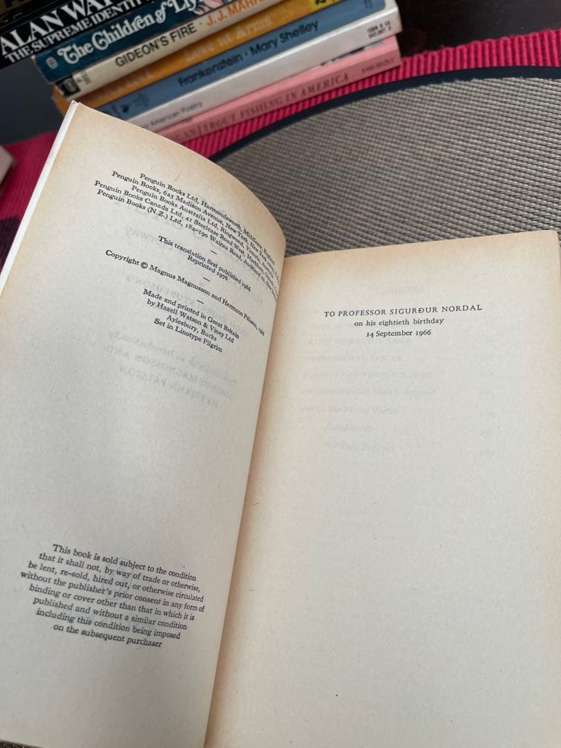 洋書 KING HARALD'S SAGA (Penguin Classics)