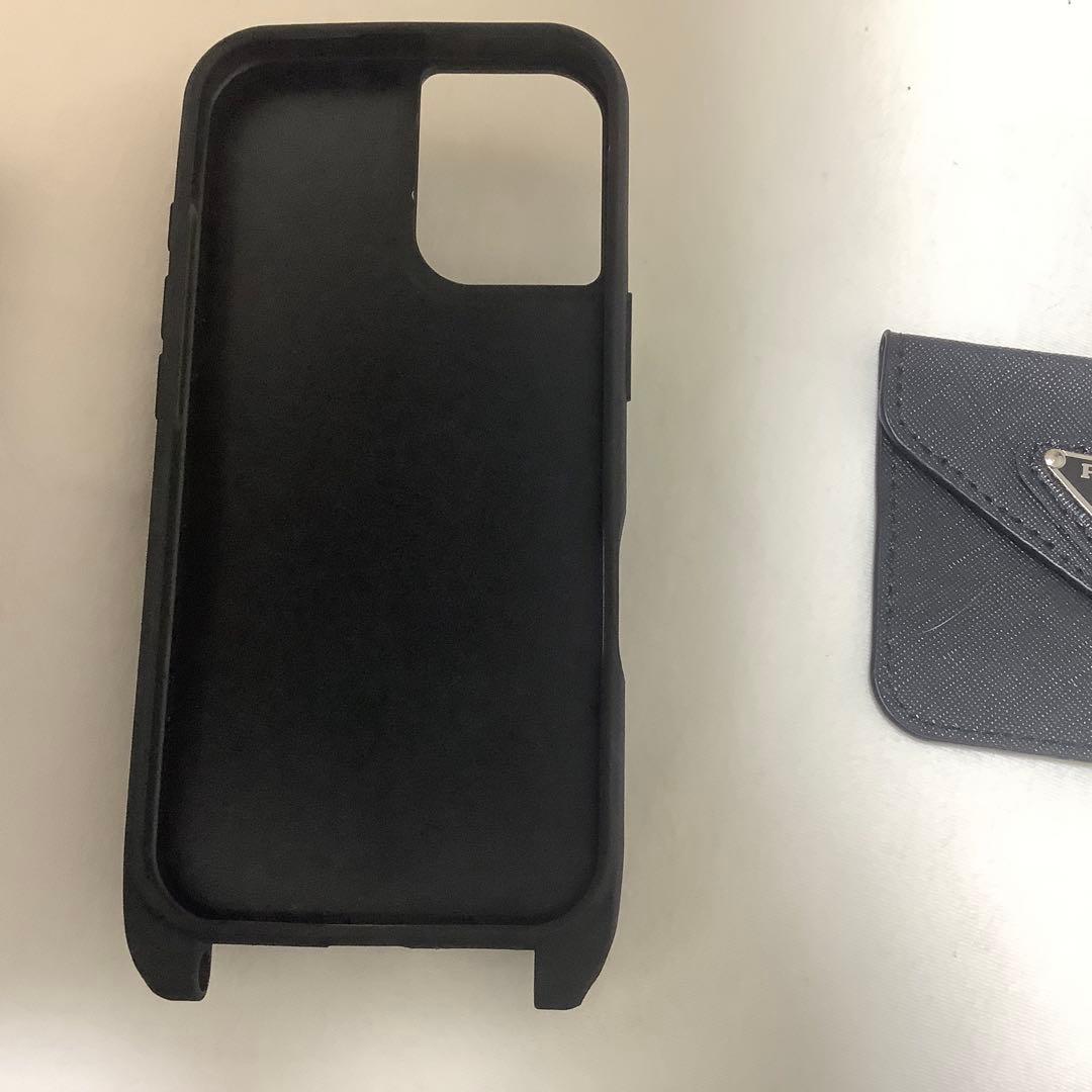 PRADA ブラック ナイロン iPhone16ケース