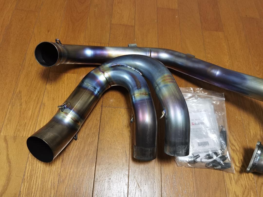 マチョマッチョ ドゥカティ　ハイパーモタード939SP エキゾーストパイプ