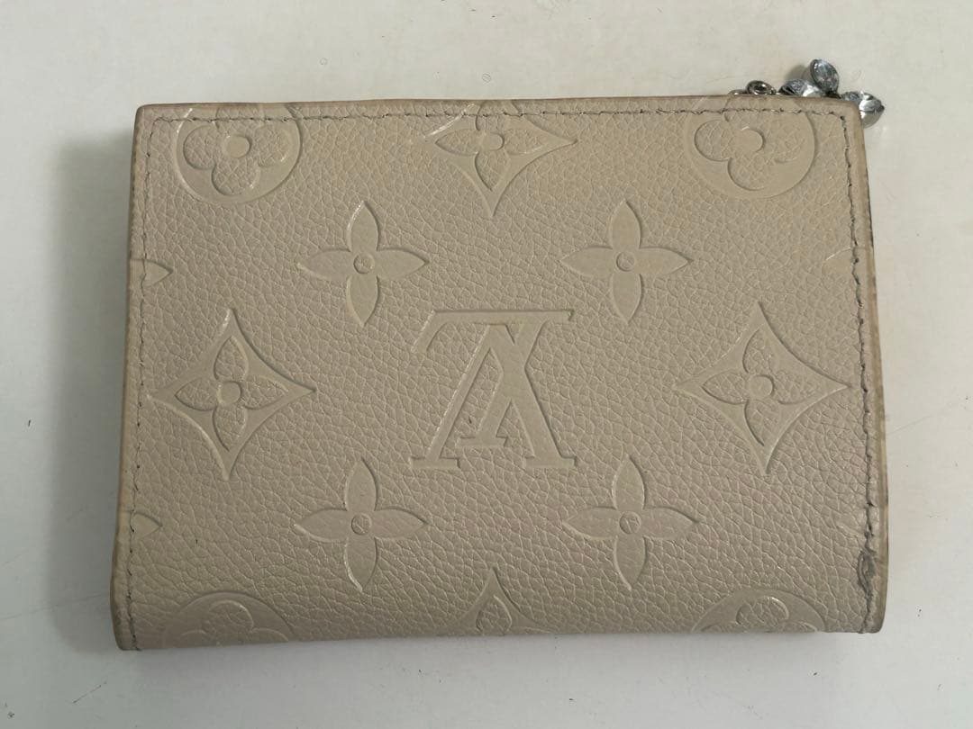 即購入可 ルイヴィトン ホワイト ベージュ 財布 Louis Vuitton