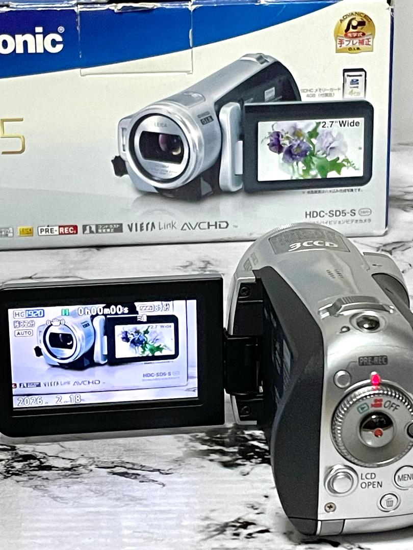 Panasonic HDC-SD5 バッテリー2個・新品8GBメモリーカード付