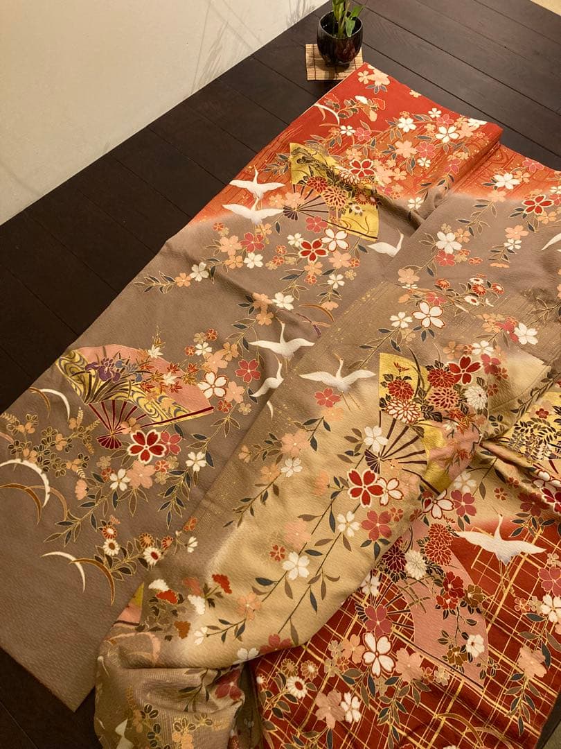 高島屋　振袖 花柄 鶴模様 ベージュ 茶色