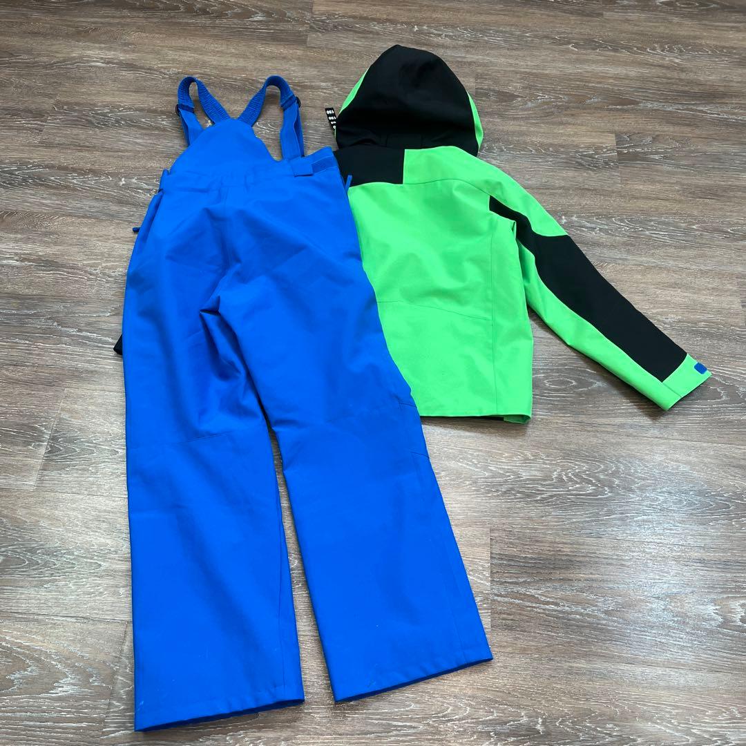 フェニックス 美品　セットアップ　スキーウェア　150 男の子