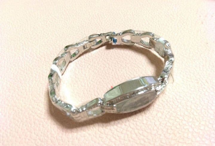 新品　ディズニープリンセス　シンデレラジュエリーBOXセット時計ブローチ　レトロ