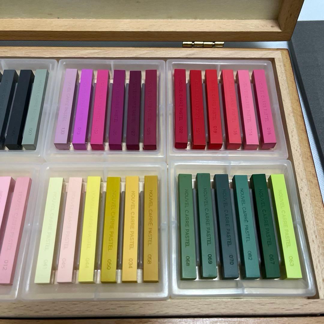 NOUVEL CARRE PASTEL 96色 木箱
