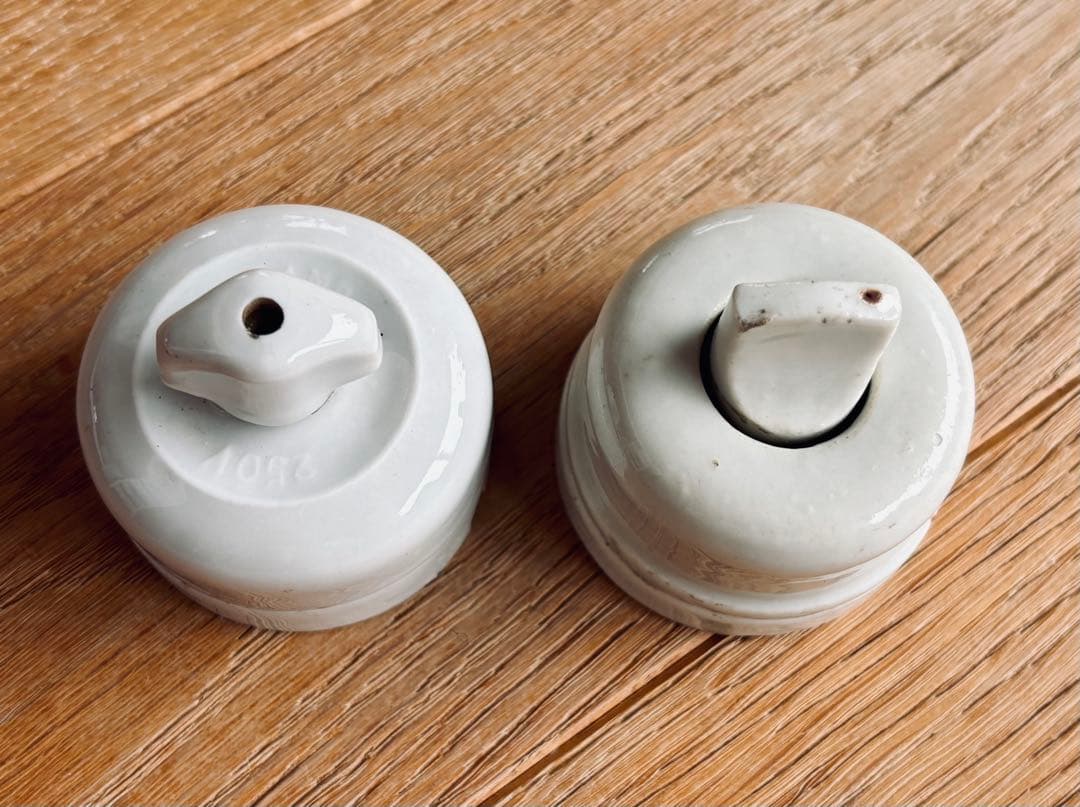 専用出品フランスアンティーク 磁器のスイッチ　4点セット