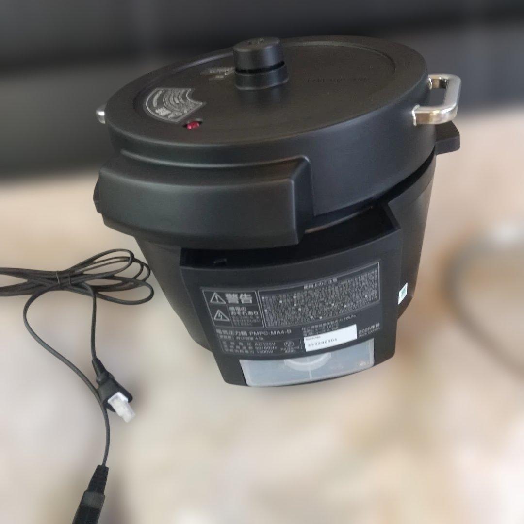 ♥️アイリスオーヤマ ♥️電気圧力鍋 4L 黒 デジタル表示 ガラス蓋付き
