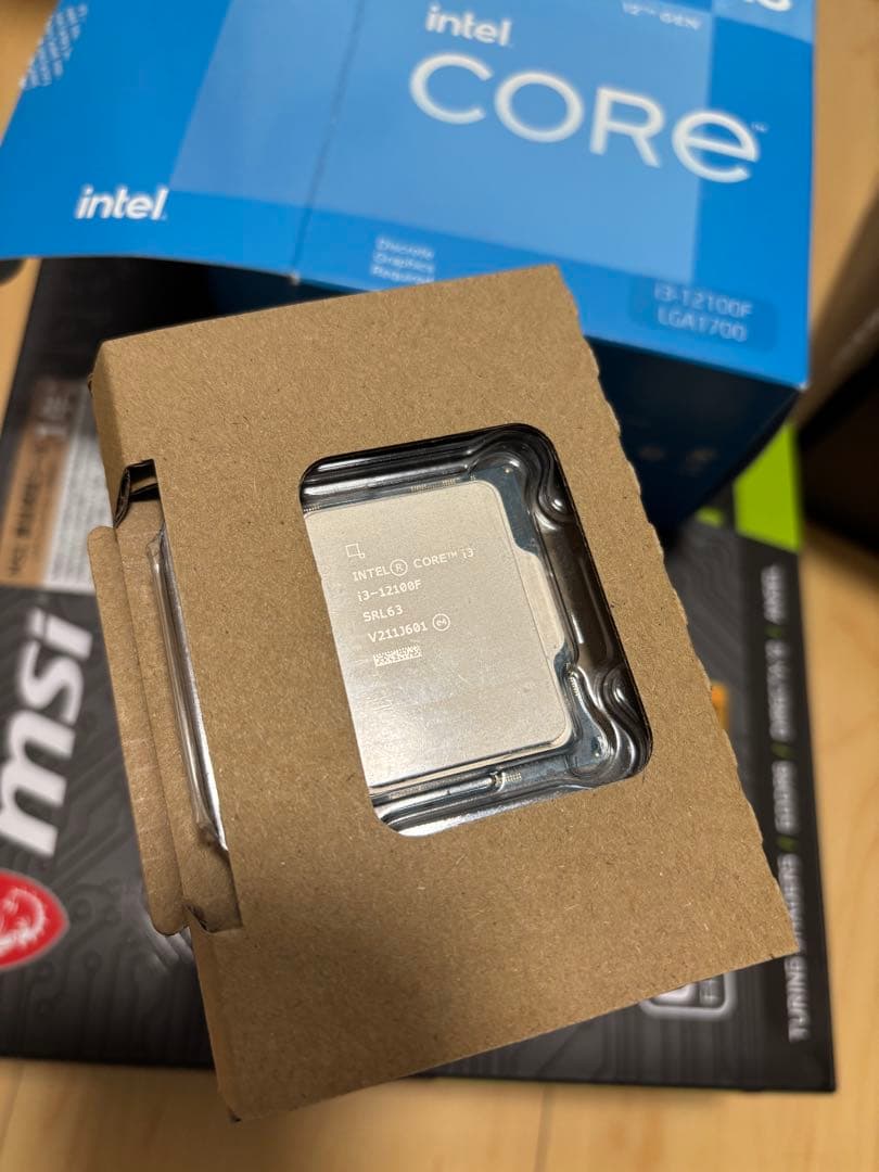 CPU intel core i3 12100F