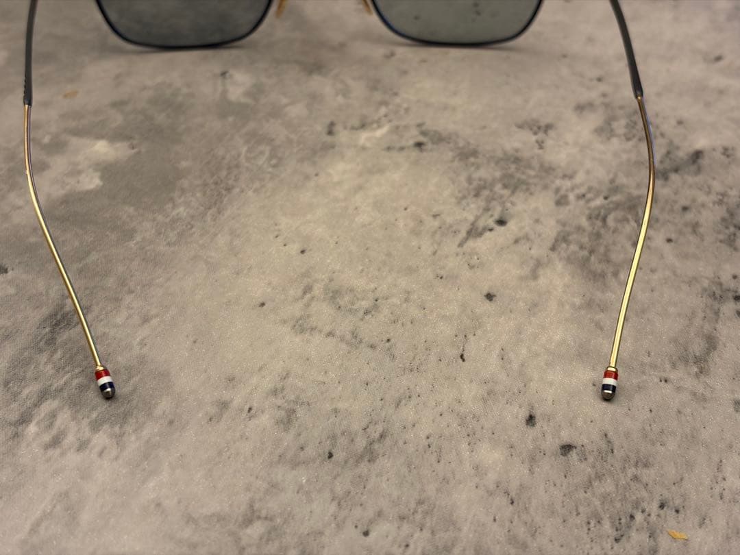 ゴ*ス様 THOM BROWNE DITAサングラスブラックTBS120-A-0