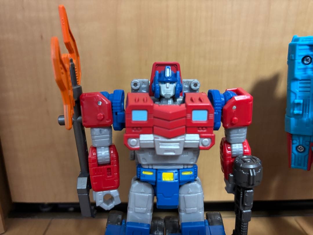 ド*d様 トランスフォーマー レガシー ショックウェーブ オライオンパックス