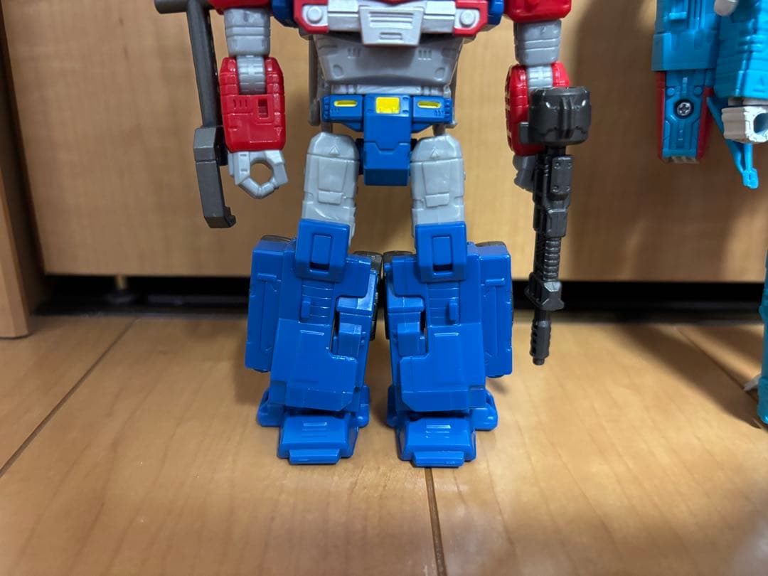 ド*d様 トランスフォーマー レガシー ショックウェーブ オライオンパックス