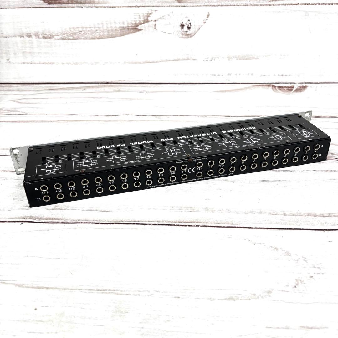 BEHRINGER ULTRAPATCH PRO PX2000 パッチベイ