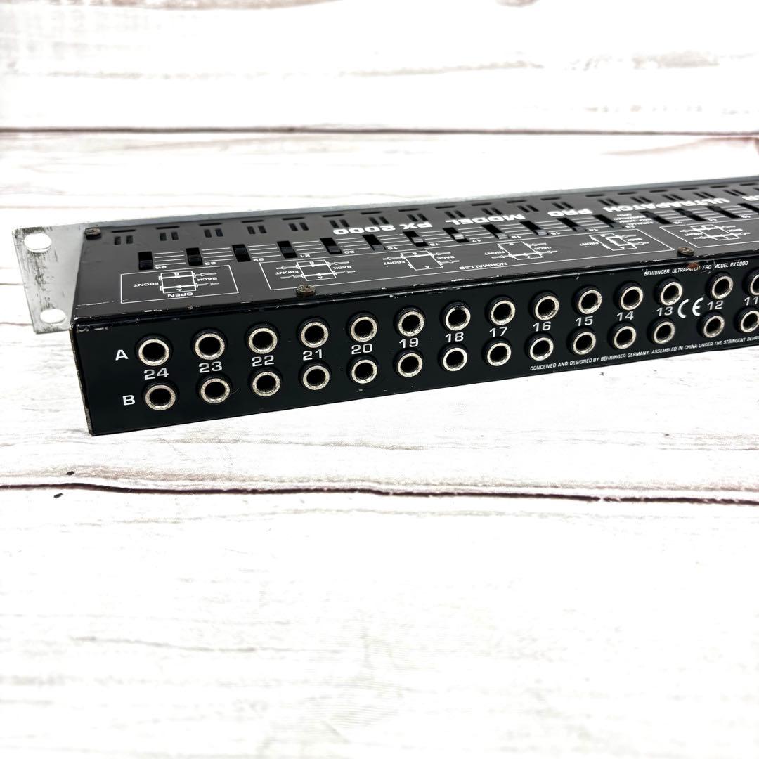 BEHRINGER ULTRAPATCH PRO PX2000 パッチベイ