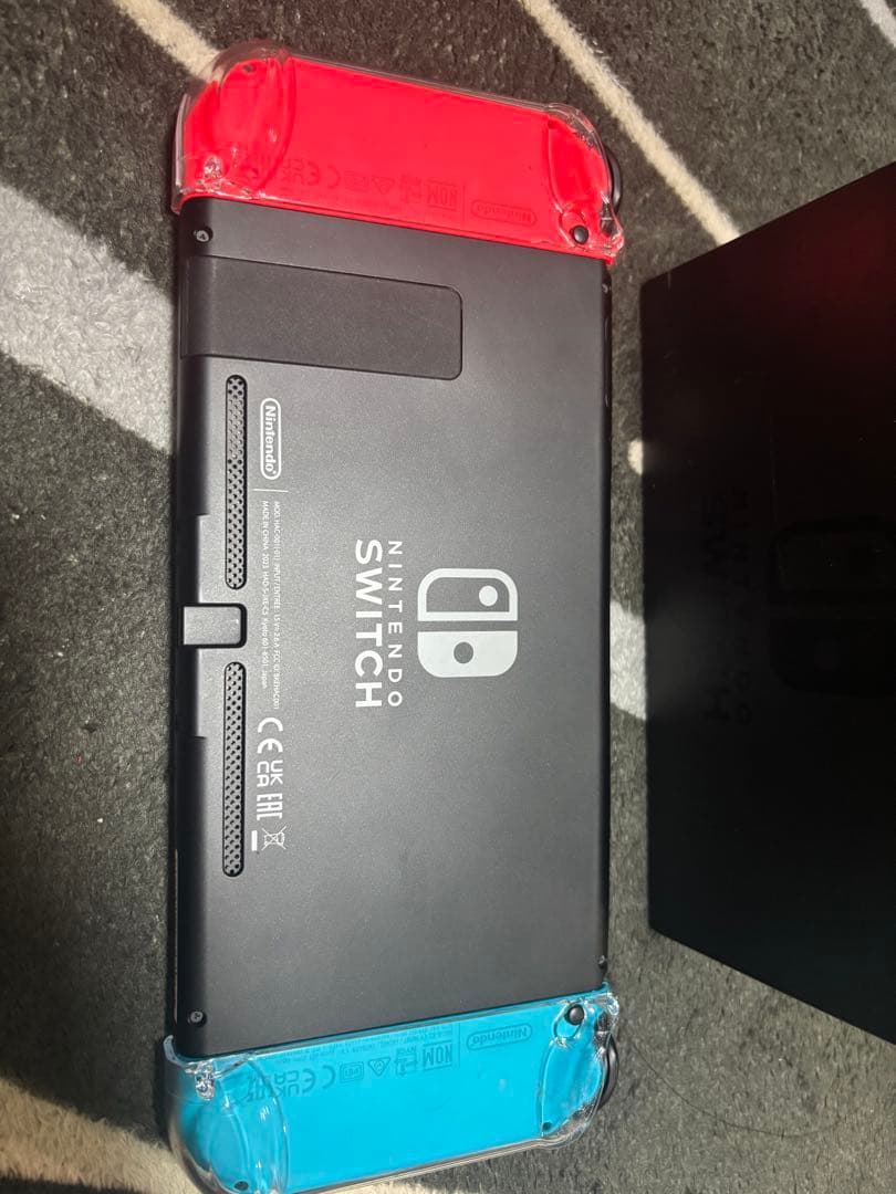 Nintendo Switch モデル 青/赤