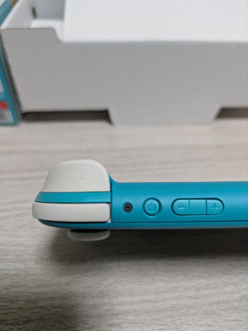 Nintendo Switch Lite ターコイズ 本体 箱付き 充電器付き