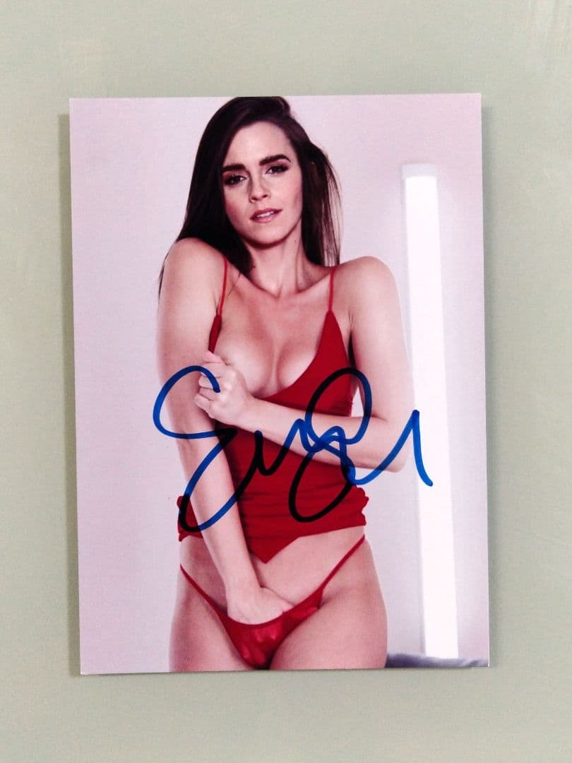 エマ・ワトソン直筆サイン入り2Lサイズ写真…Emma Watson…
