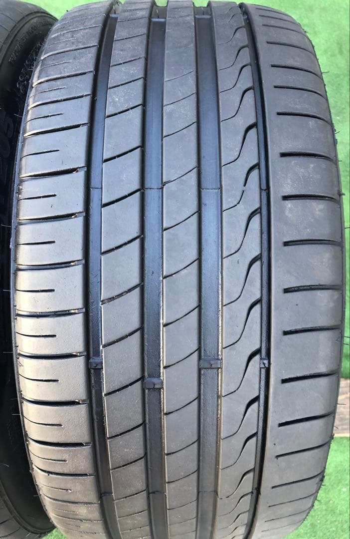 235/35 R19 MINERVA RADIAL F205 ラジアルタイヤ2本