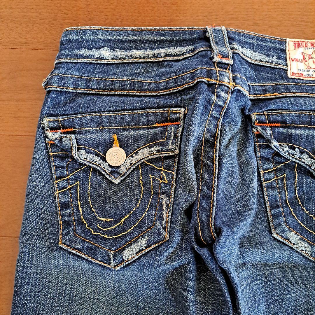 【TRUE RELIGION】アメリカ製25 ブーツカットデニムパンツ