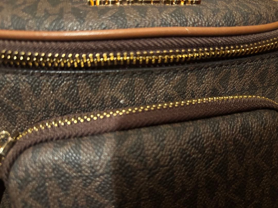 MICHAEL KORS MKブラウン系 ボディバッグ ファスナー付き