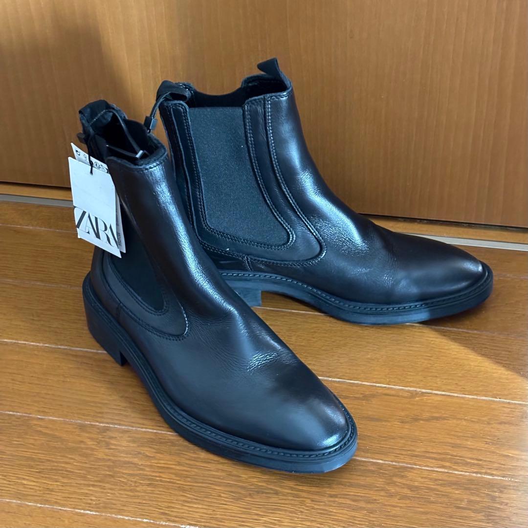 ZARA レーザーブーツ 37サイズ24センチ 未使用