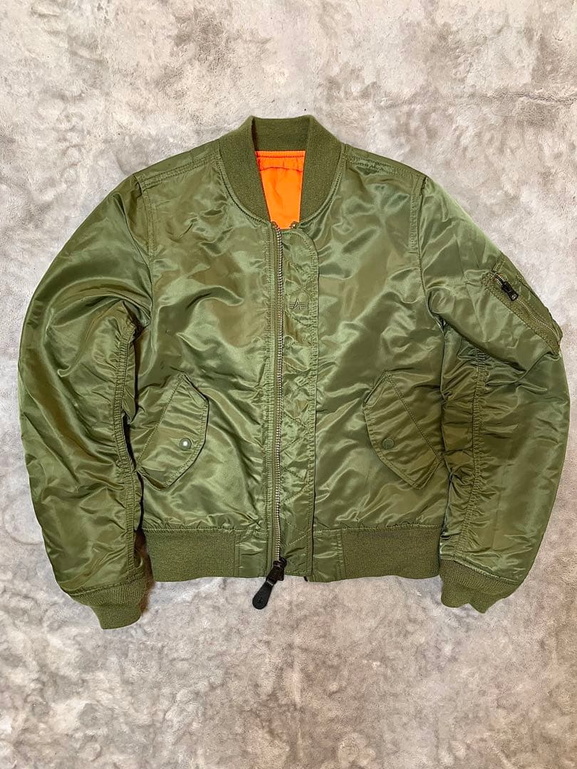 Alpha Industries MA-1 オリーブグリーン
