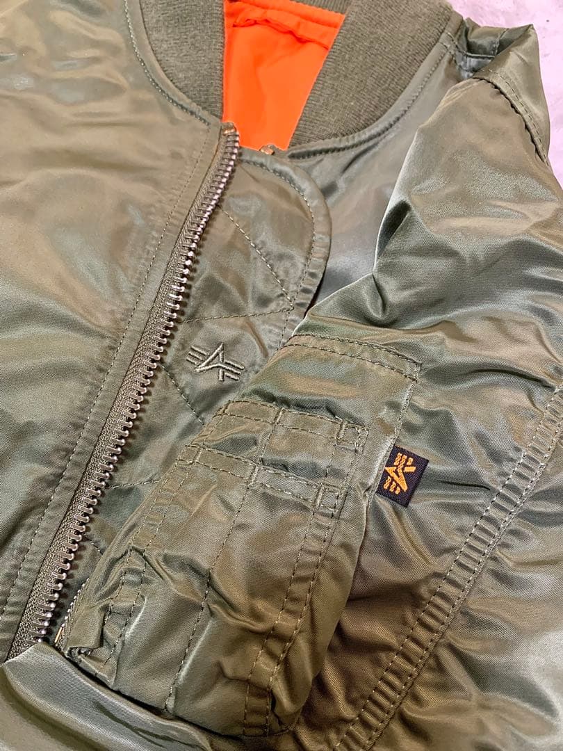 Alpha Industries MA-1 オリーブグリーン