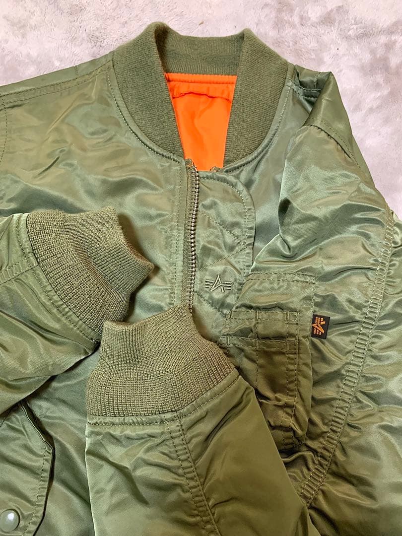 Alpha Industries MA-1 オリーブグリーン
