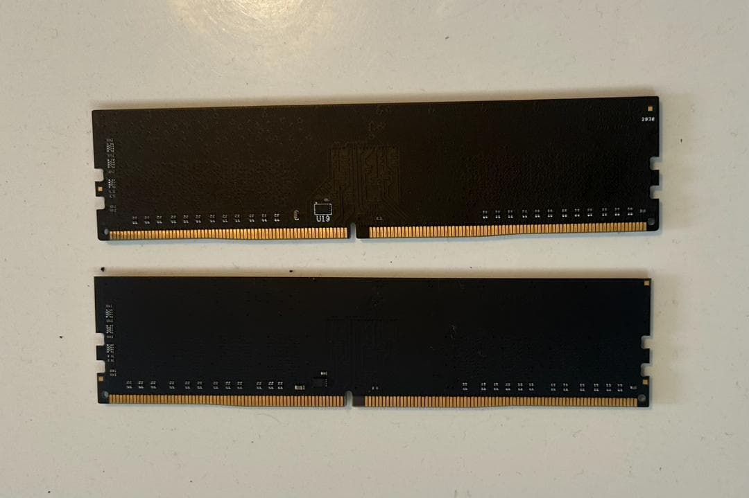 ワ*ベ様 KLEVV DDR4 16GB 2400MHz メモリ