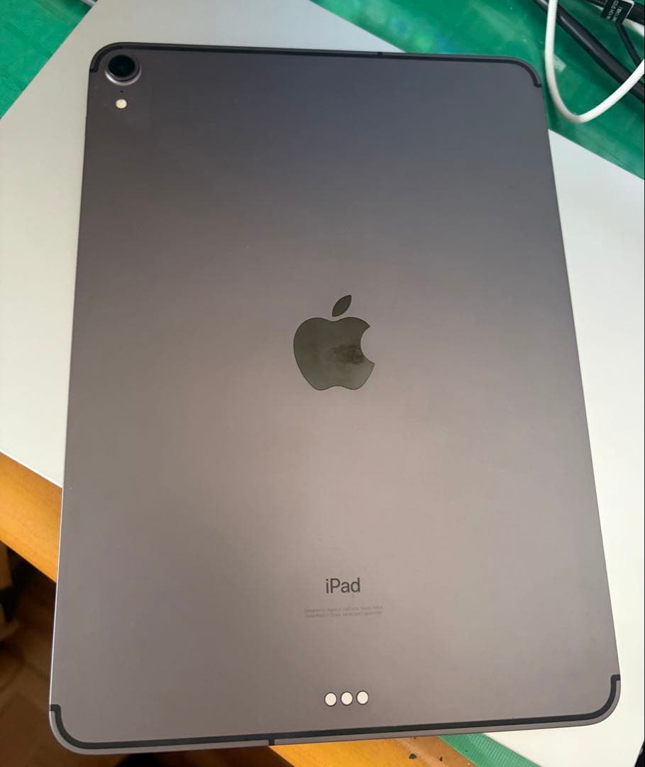 Apple iPad Pro (11インチ) スペースグレー 256GB