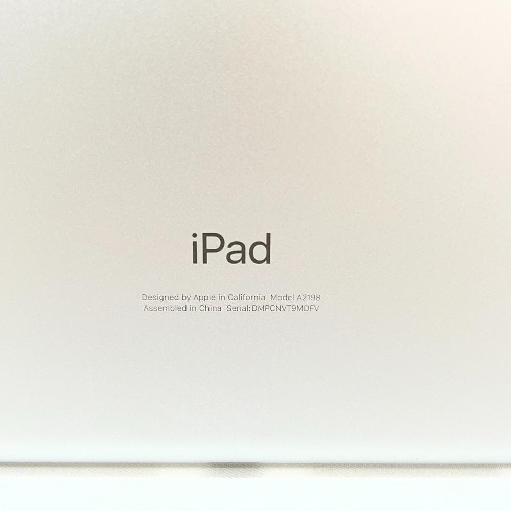 ◆ipad第7世代 Wi-Fi+Cellular 32GB シルバー　02104