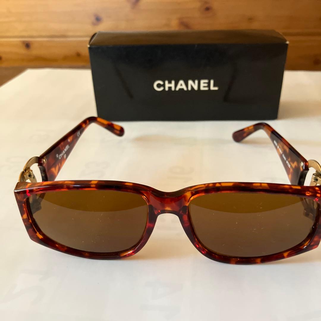 CHANEL べっ甲 サングラス ロゴ付き