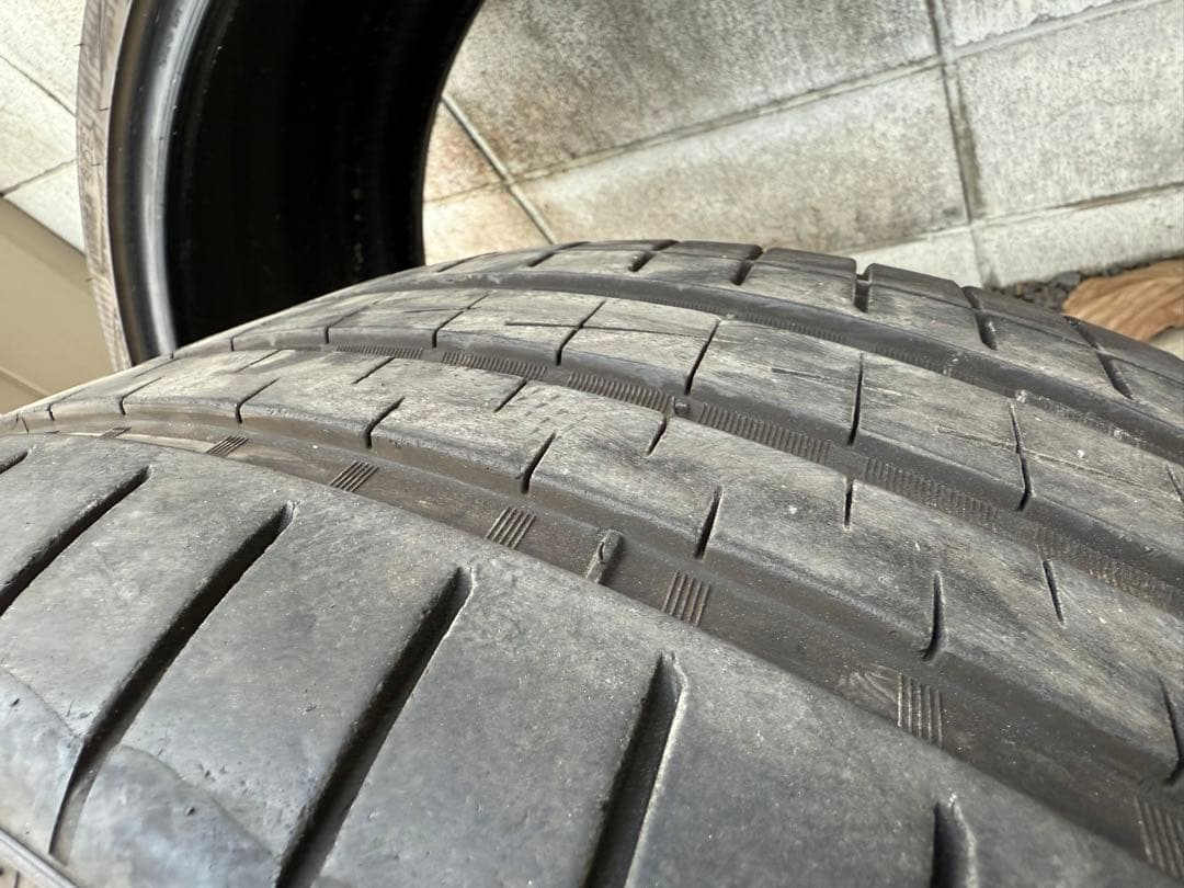 美品　Vredestein 295/30ZR24 タイヤ 4本セット
