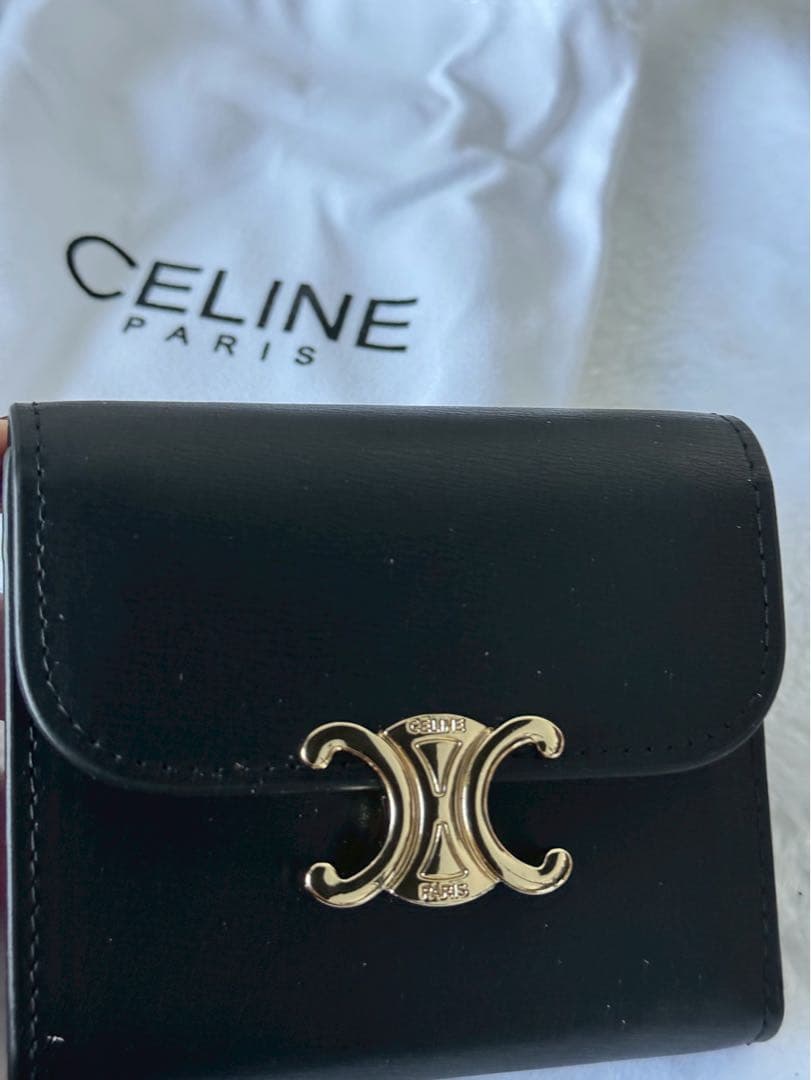 CELINE トリオンフ 三つ折り財布 ブラック