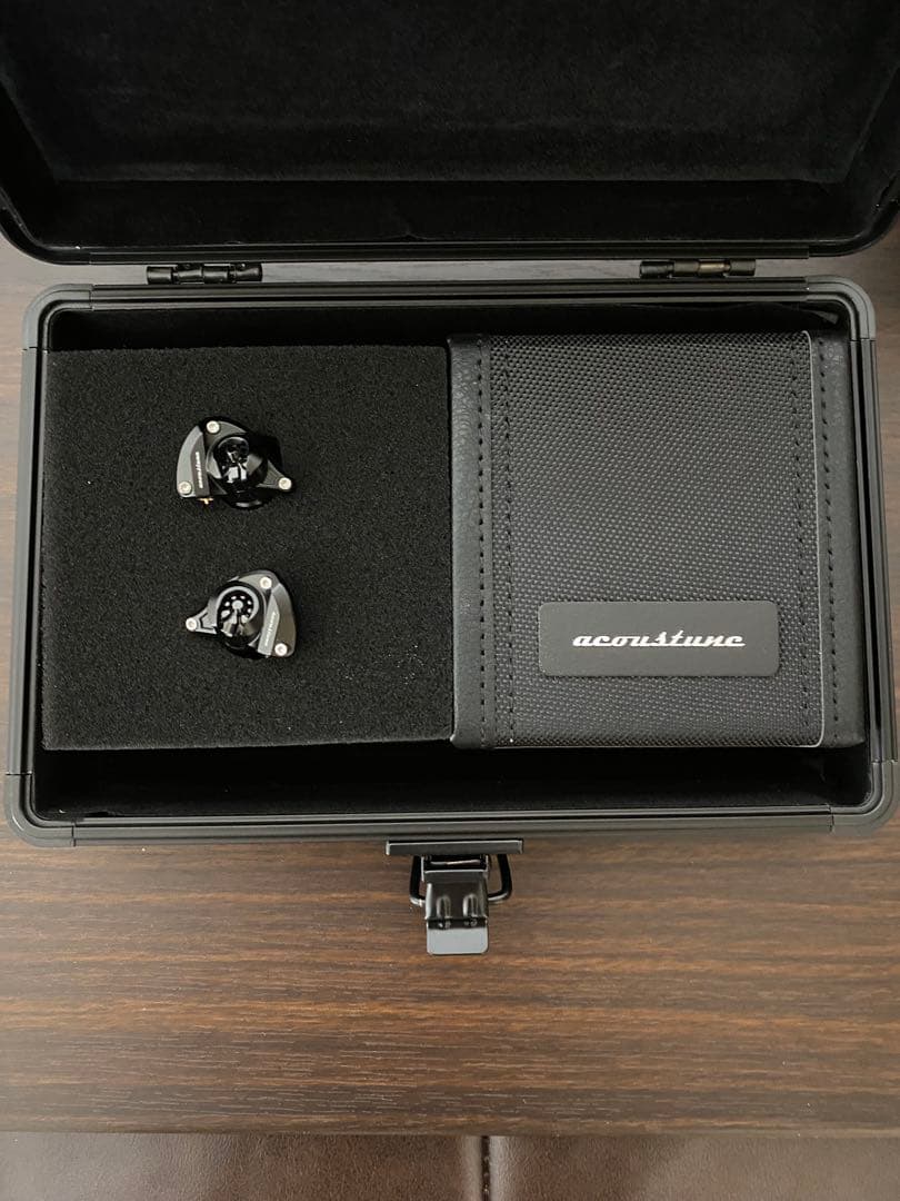 イヤホン acoustune HS1750CU