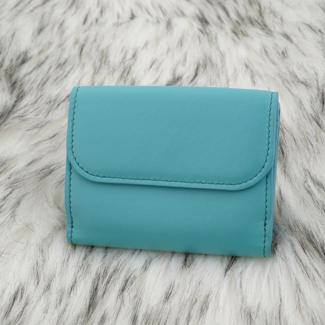 新品未使用品　箱・タグ付き　Chloe クロエ　三つ折り財布　ロゴグラム　ブルー