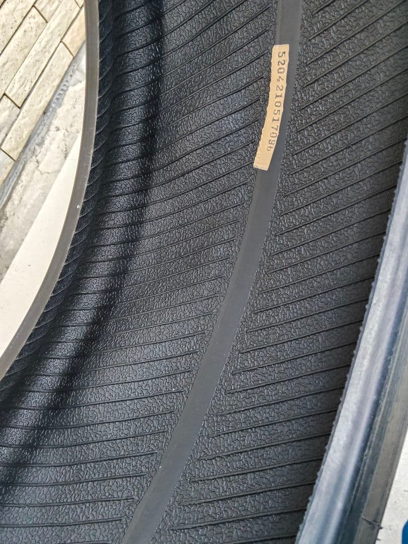 ① KENDA ケンダ KAISER KR20 カイザー 205/35R18