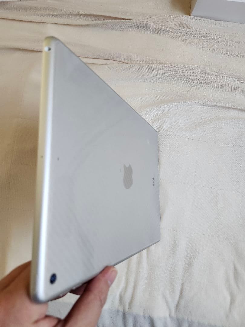 iPad 第9世代 64GB Wi-Fiモデル バッテリー100% 箱 充電器付