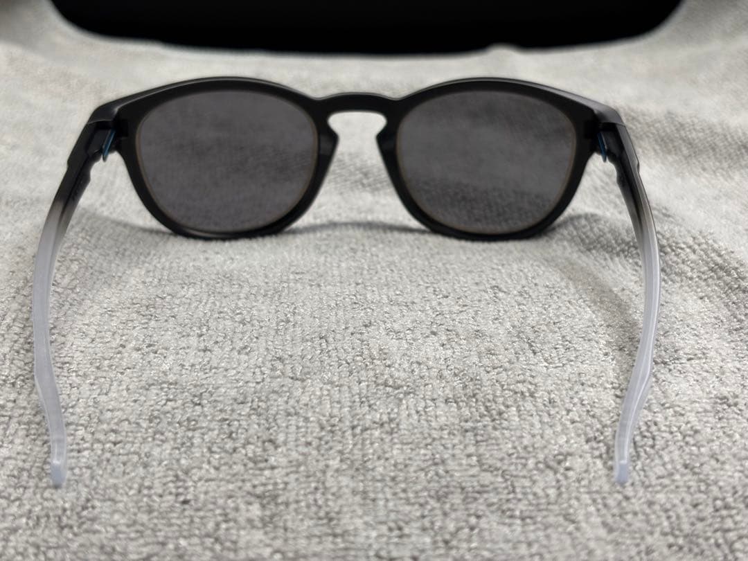 OAKLEY Latch AsiaFit（Low Bridge Fit）