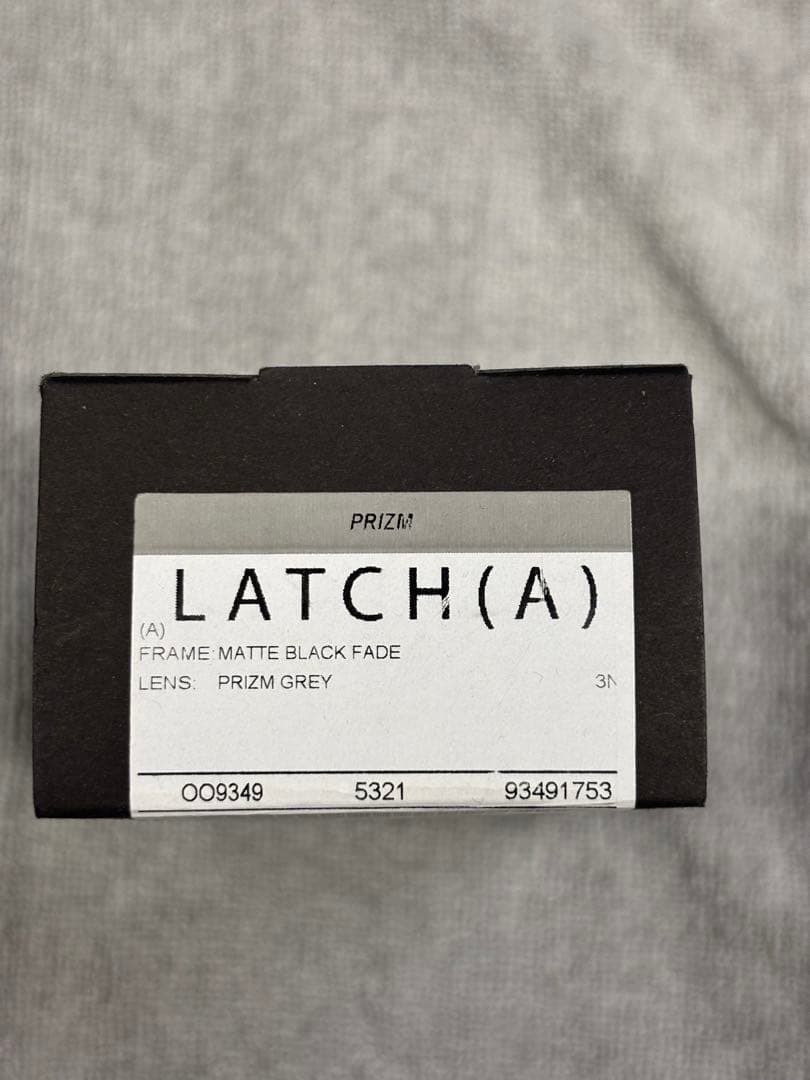 OAKLEY Latch AsiaFit（Low Bridge Fit）