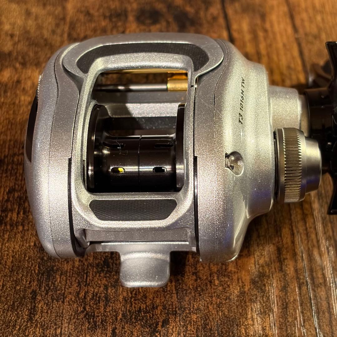 【美品】ダイワ　DAIWA T3 1016H TW 右ハンドル